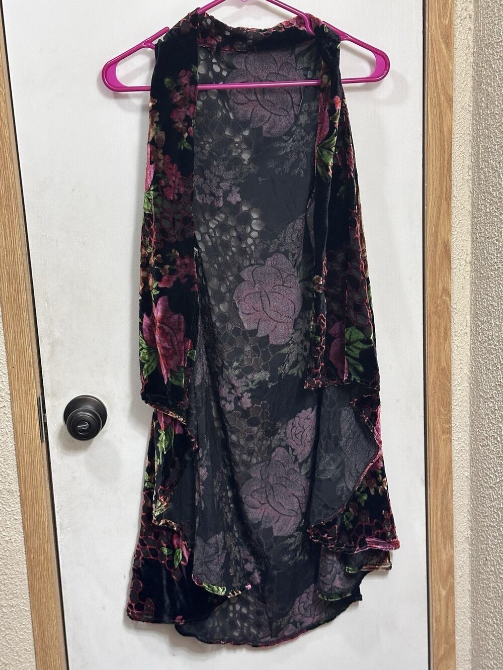 G Lightweight Velour Floral Rose Burn Out Velvet Cardigan Kimono Black Red Green